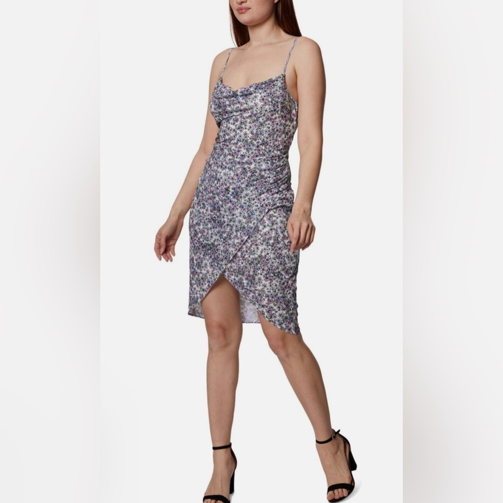BCBGeneration Tulip-Hem Bodycon Slip Dress Size 8 Floral Geranium GU07D21-GER